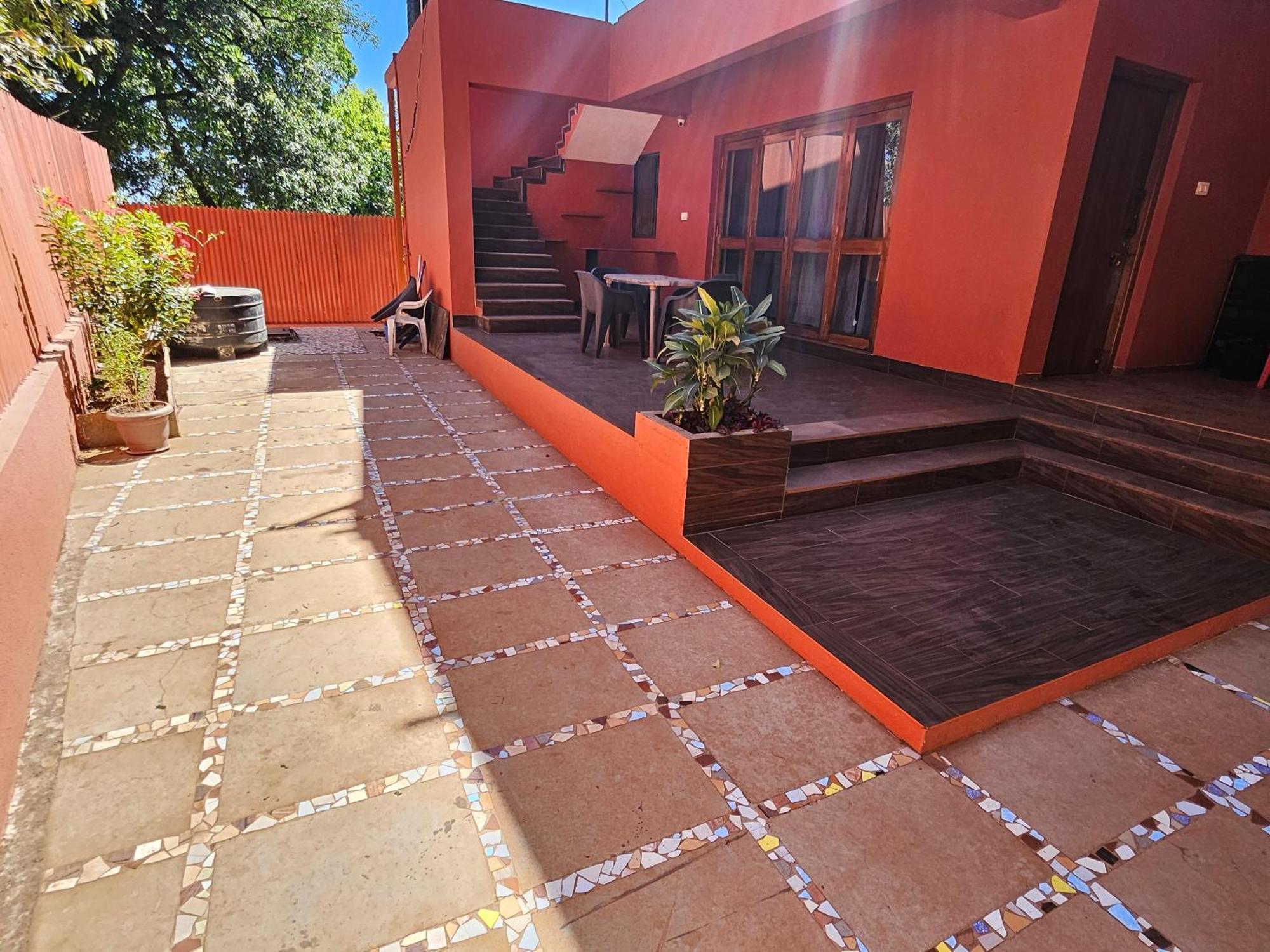 Nivritti Villa Matheran Exterior photo